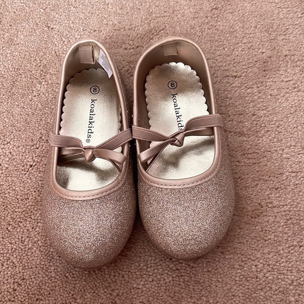 Koala kids champagne dress shoes toddler girl size 8 worn 1x